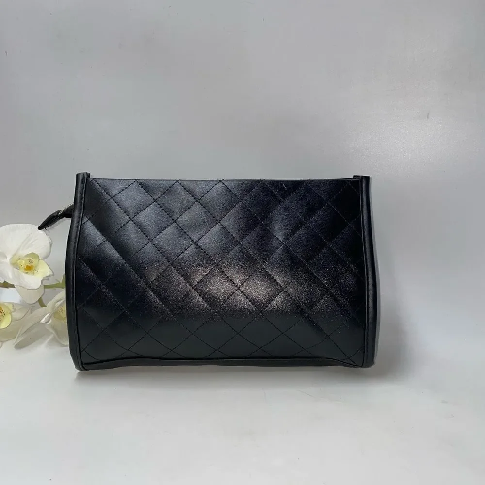 NEW Younique Diamond Stitch Quilted Shoulder Bag